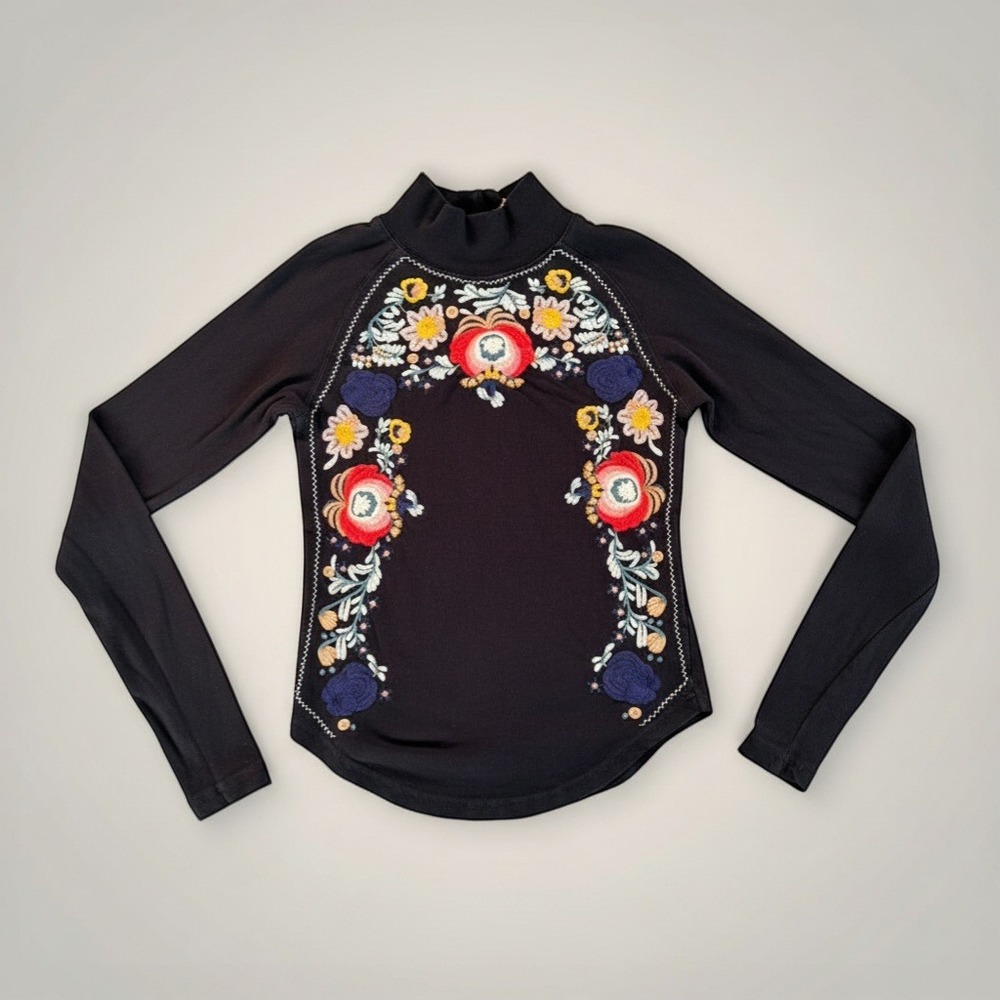 Free People Disco Rose Mock Neck Top Womens Small Black Floral‎ Embroidered Boho